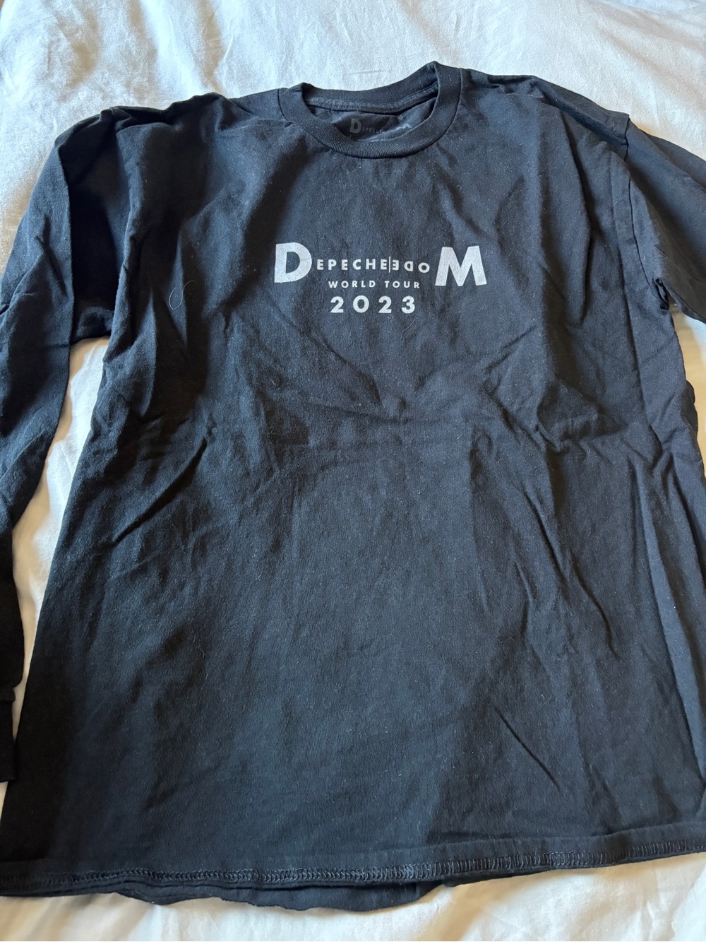 Denim&Co Black Long-Sleeve 2023 Tour Logo Tee